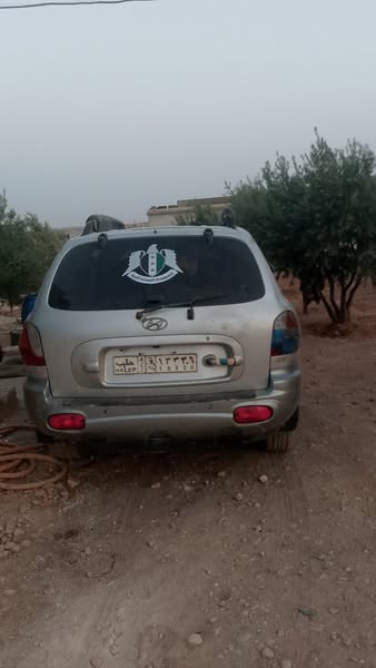 هيونداي سانتفيه 2004 - صورة 4