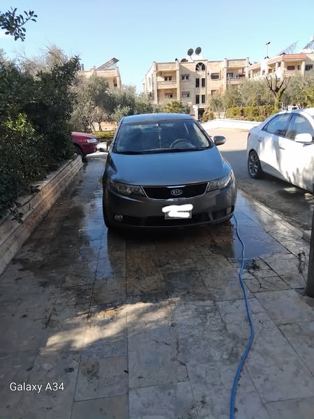 كيا فورتي 2010 - صورة 4