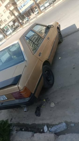 ميتسوبيشي لانسر 1983 - صورة 2