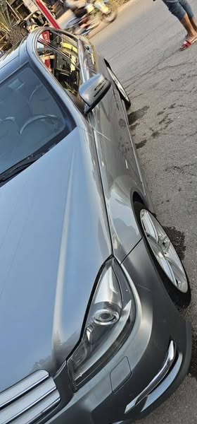مرسيدس c200 2012 - صورة 2