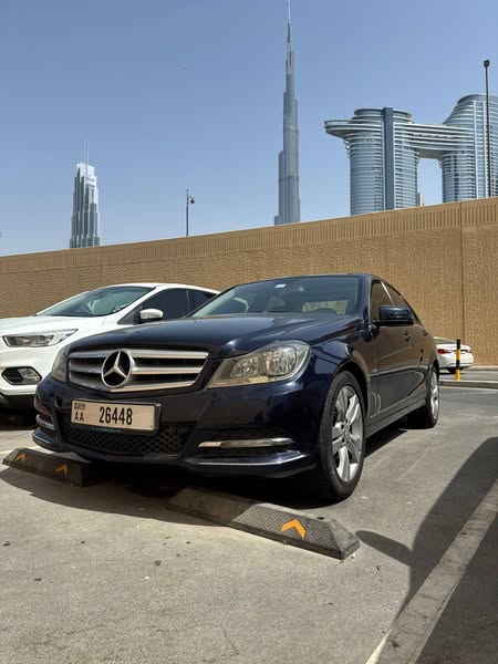 مرسيدس C200 2012 - صورة 5