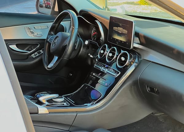 مرسيدس C220 2016 - صورة 4