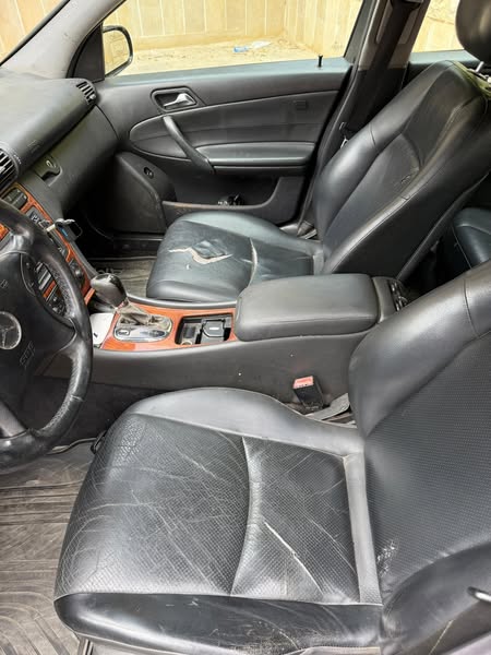 مرسيدس C240 2003 - صورة 4