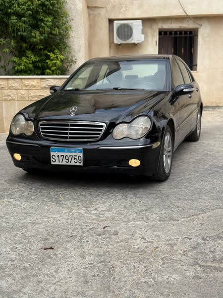 مرسيدس C240 2003 - صورة 1