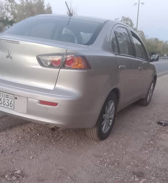 ميتسوبيشي لانسر 2017 - صورة 1