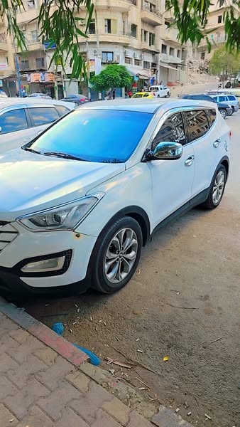 هيونداي Santa Fe 2013 - صورة 4