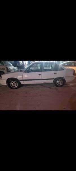 دايو ليسر 1995 - صورة 1