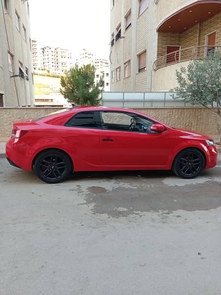 كيا فورتي 2010 - صورة 2
