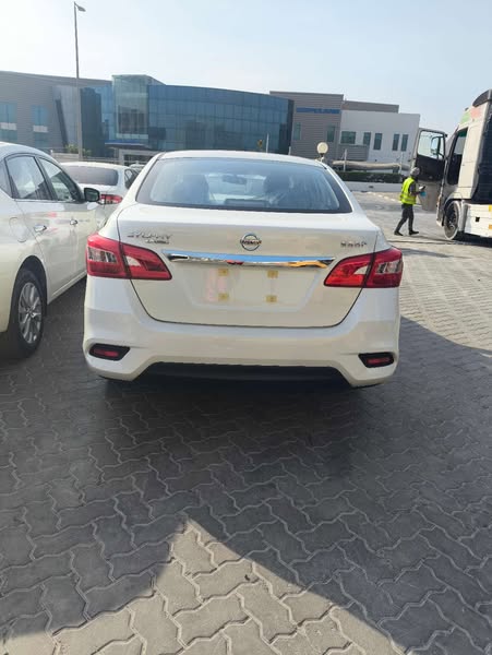 نيسان سيلفي 2025 - صورة 2