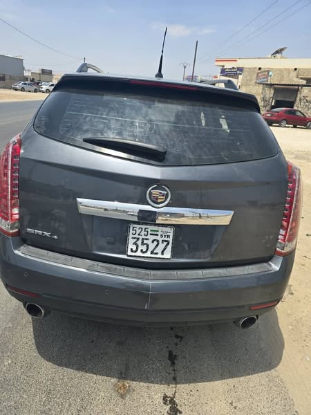 كاديلاك SRX 2011 - صورة 2