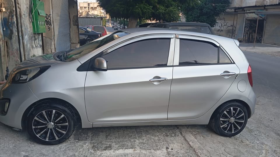 كيا مورنيغ 2014