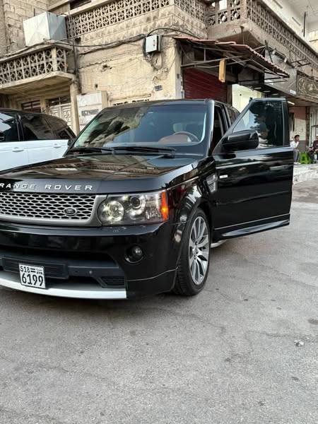 لاند روفر رنج روفر 2011 - صورة 2