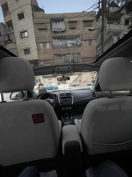 ميتسوبيشي ASX 2011 - صورة 1