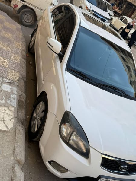 كيا ريو 2011 - صورة 1
