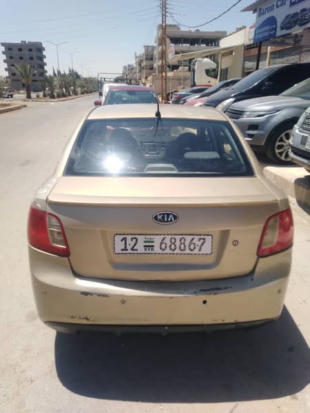 كيا ريو 2010 - صورة 2