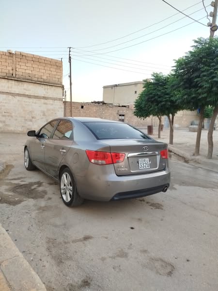 كيا فورتي 2012 - صورة 5