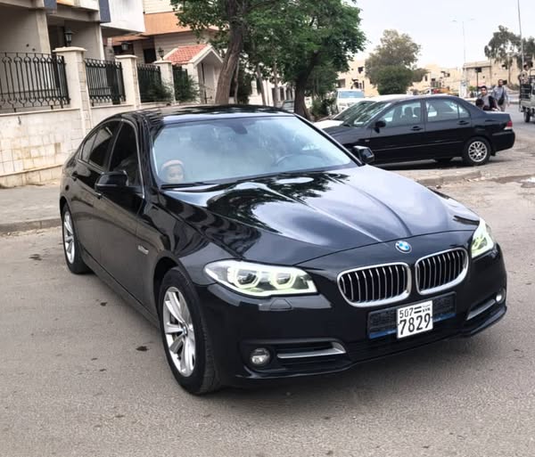 بي إم دبليو 520i 2015 - صورة 3