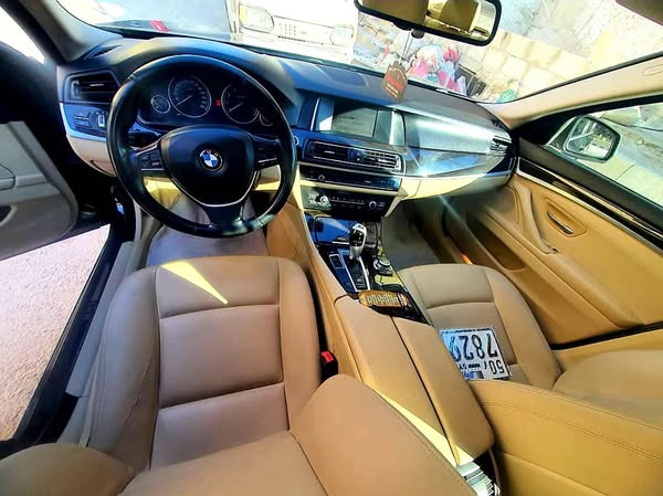 بي إم دبليو 520i 2015 - صورة 5