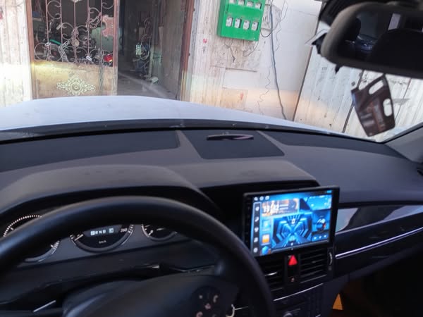 مرسيدس GLK220 2012 - صورة 2