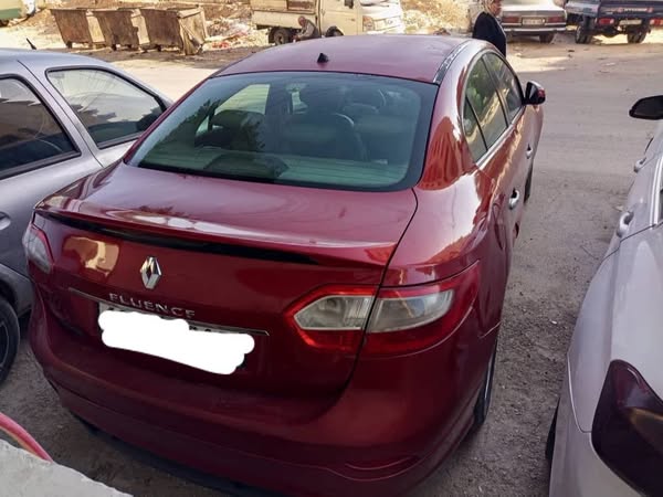 رينو فلونس 2010 - صورة 1