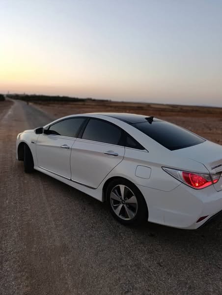 هيونداي سوناتا 2012 - صورة 3