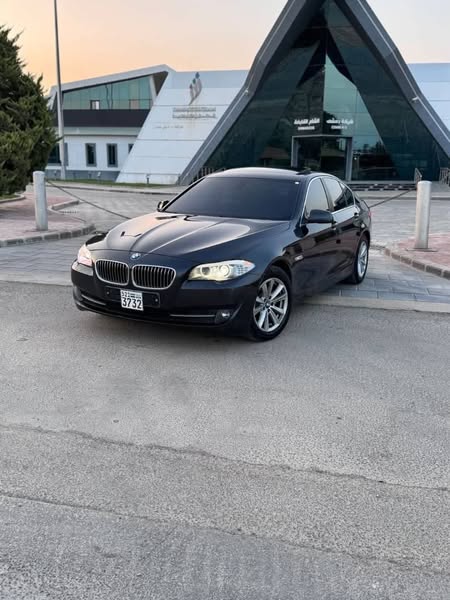 بي إم دبليو 5 Series 2011 - صورة 1