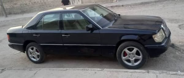مرسيدس 2001 - صورة 2