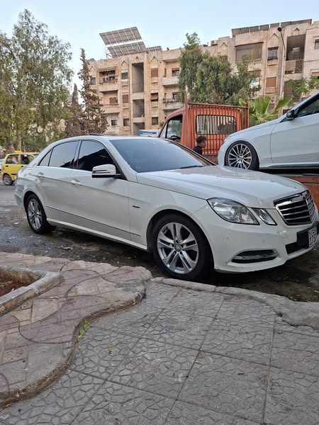مرسيدس E-Class 2012 - صورة 1