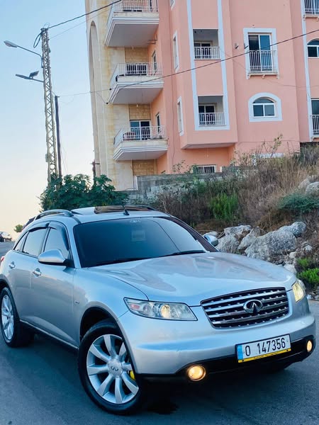 إنفينيتي FX 35 2004 - صورة 2