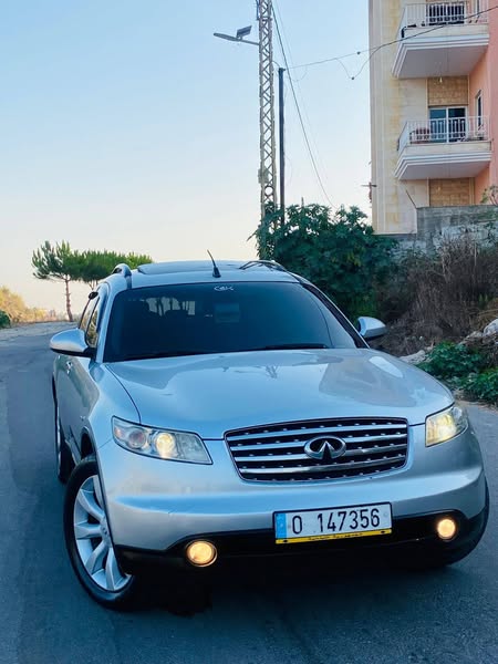 إنفينيتي FX 35 2004 - صورة 2