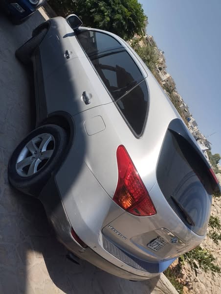 هيونداي كروز 2007 - صورة 5