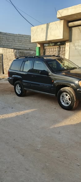 جيب شيروكي 2000 - صورة 1