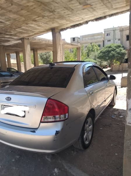 كيا سيراتو 2009 - صورة 3