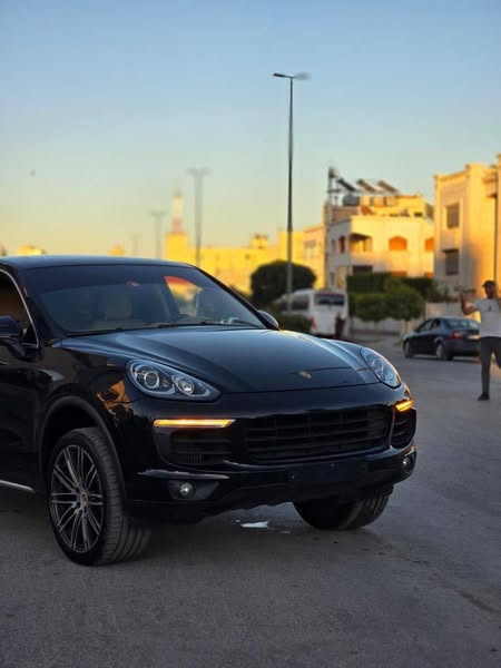 بورش كايين 2015 - صورة 1