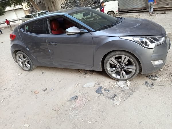 هيونداي Veloster 2012 - صورة 3