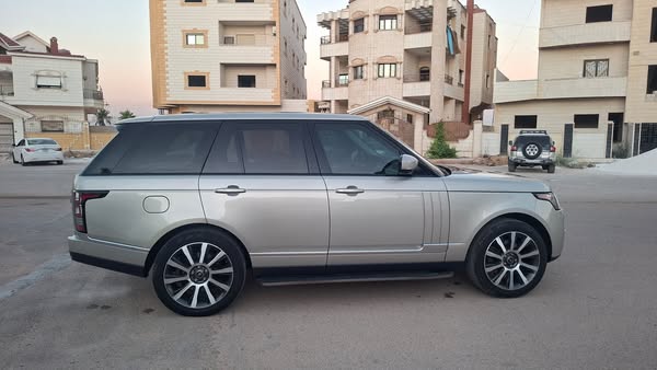 لاند روفر رنج روفر 2014 - صورة 1
