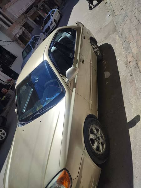هونداي فيرنا 2003 - صورة 4