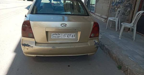 هونداي فيرنا 2003 - صورة 3