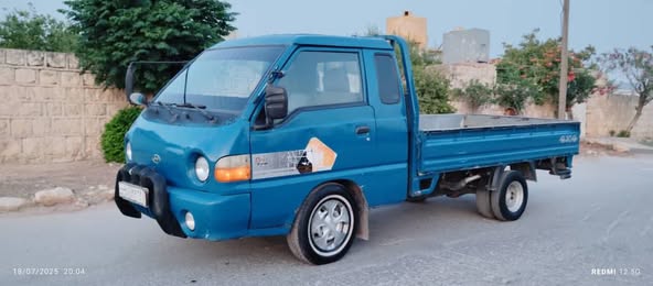 هيونداي H-100 2000 - صورة 1