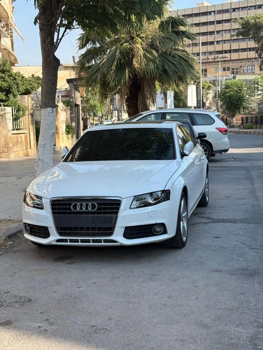 اودي اي 4 2011