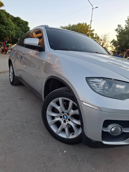 BMW X6 2010 - صورة 4