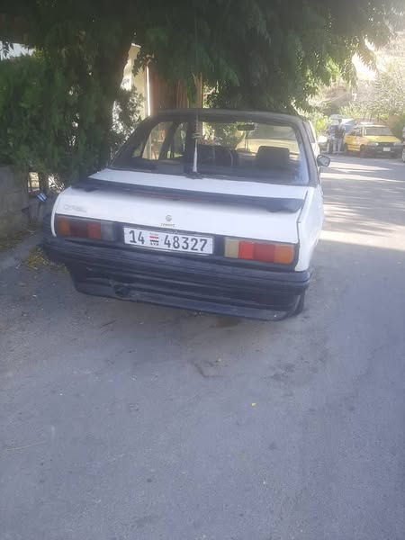 اوبل سكونا 1976 - صورة 1