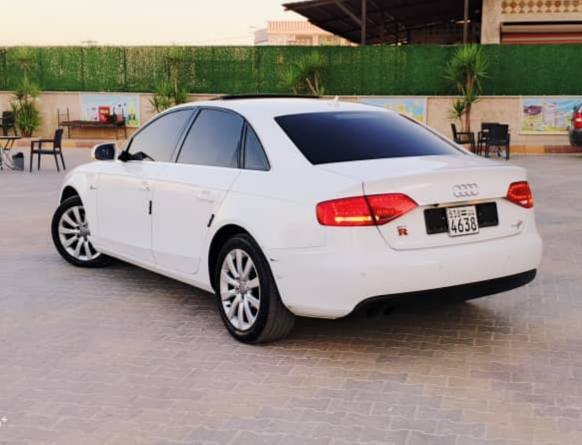 اودي A4 2011 - صورة 4