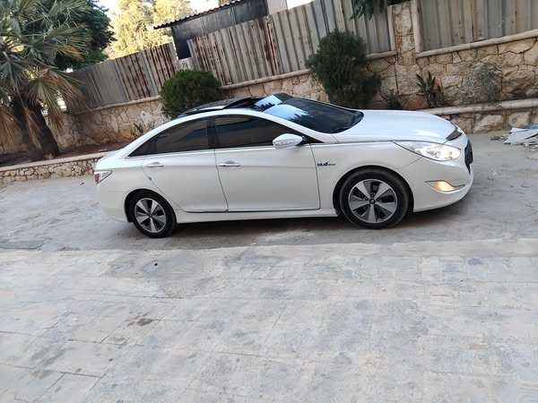 هيونداي سوناتا 2012 - صورة 4