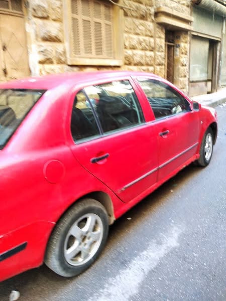 سكودا فابيا 2003 - صورة 4