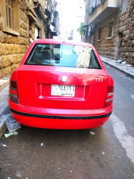 سكودا فابيا 2003 - صورة 1
