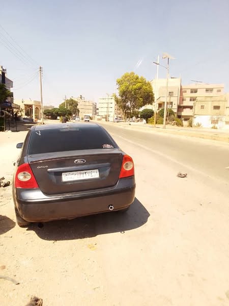 فورد فوكاس 2006 - صورة 1