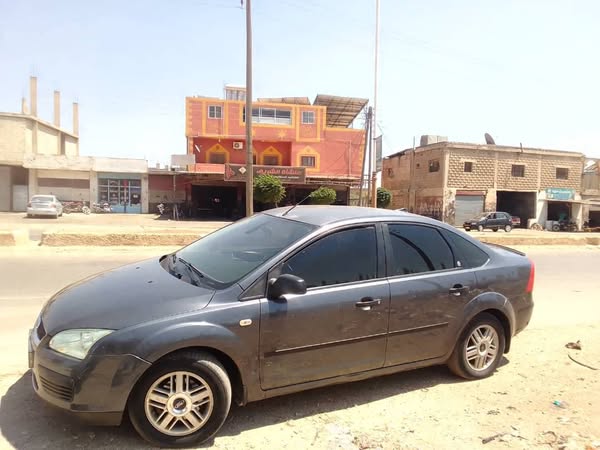فورد فوكاس 2006 - صورة 2