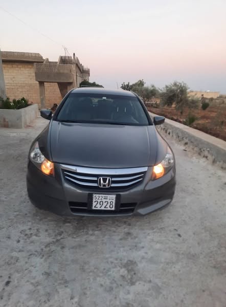 هوندا أكورد 2012 - صورة 2