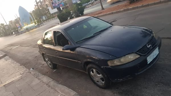 اوبل فكترا 1998 - صورة 3